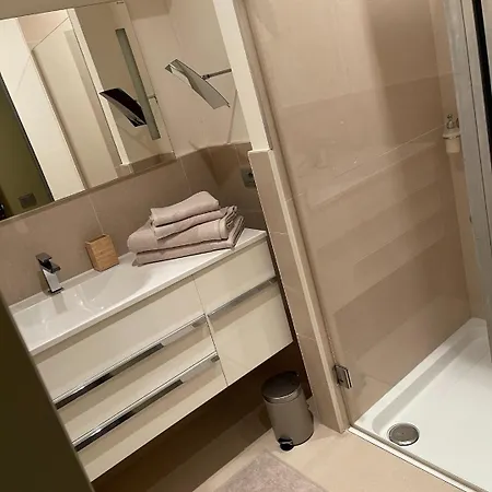 Logies Park Rodenbach B&B 로어셀라르